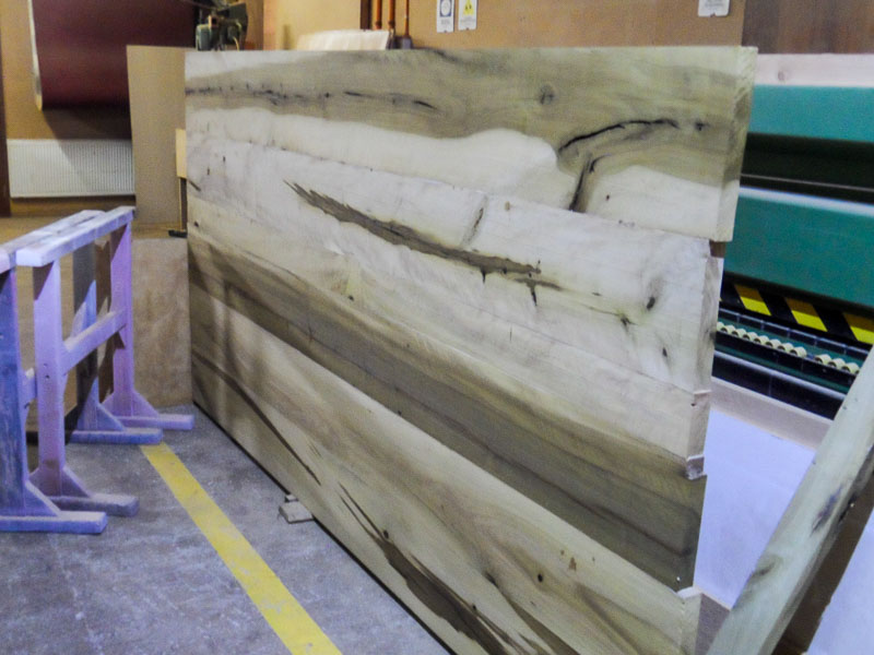 muro de tablas nativas